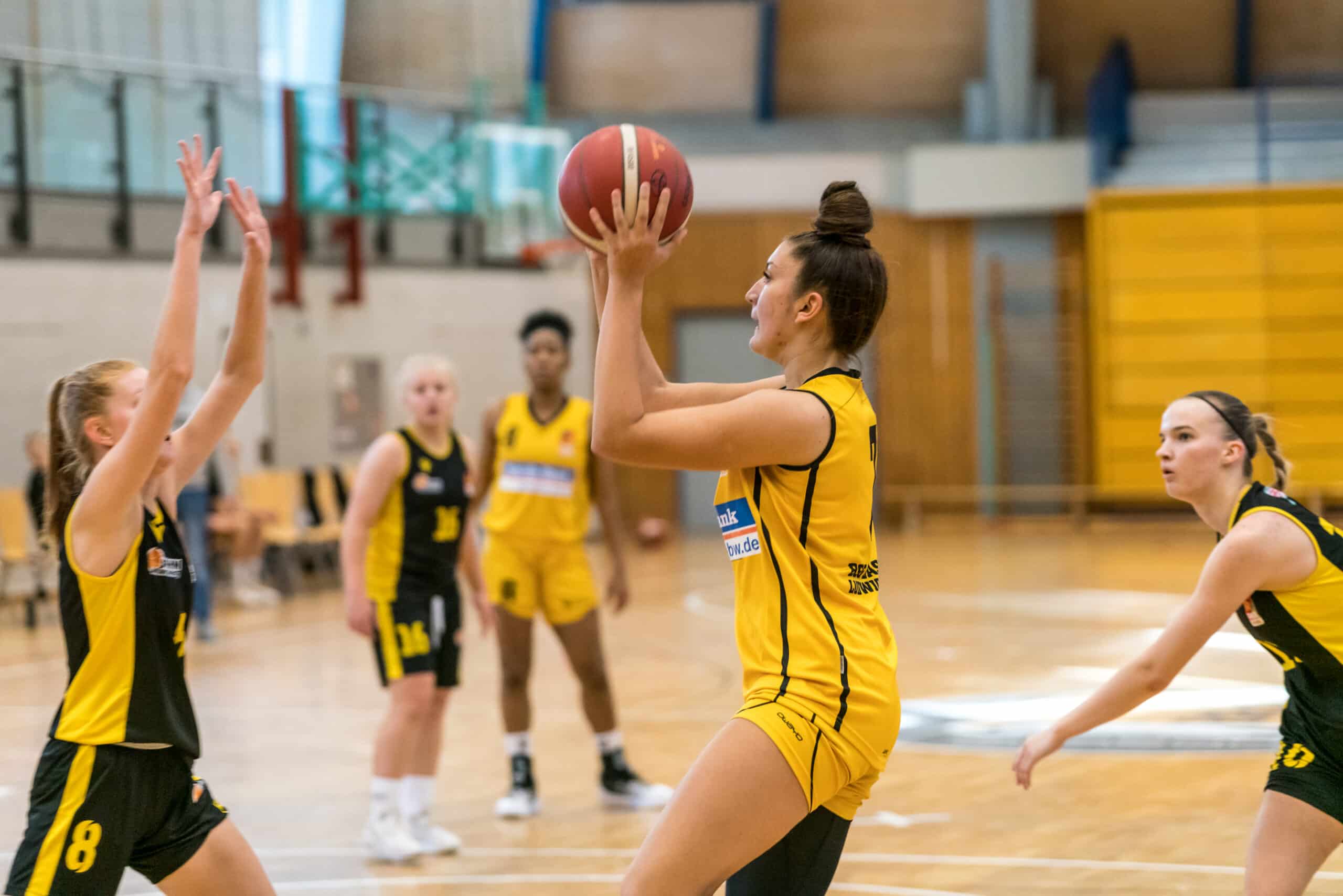 WNBL2022-23MaitraNoupoue