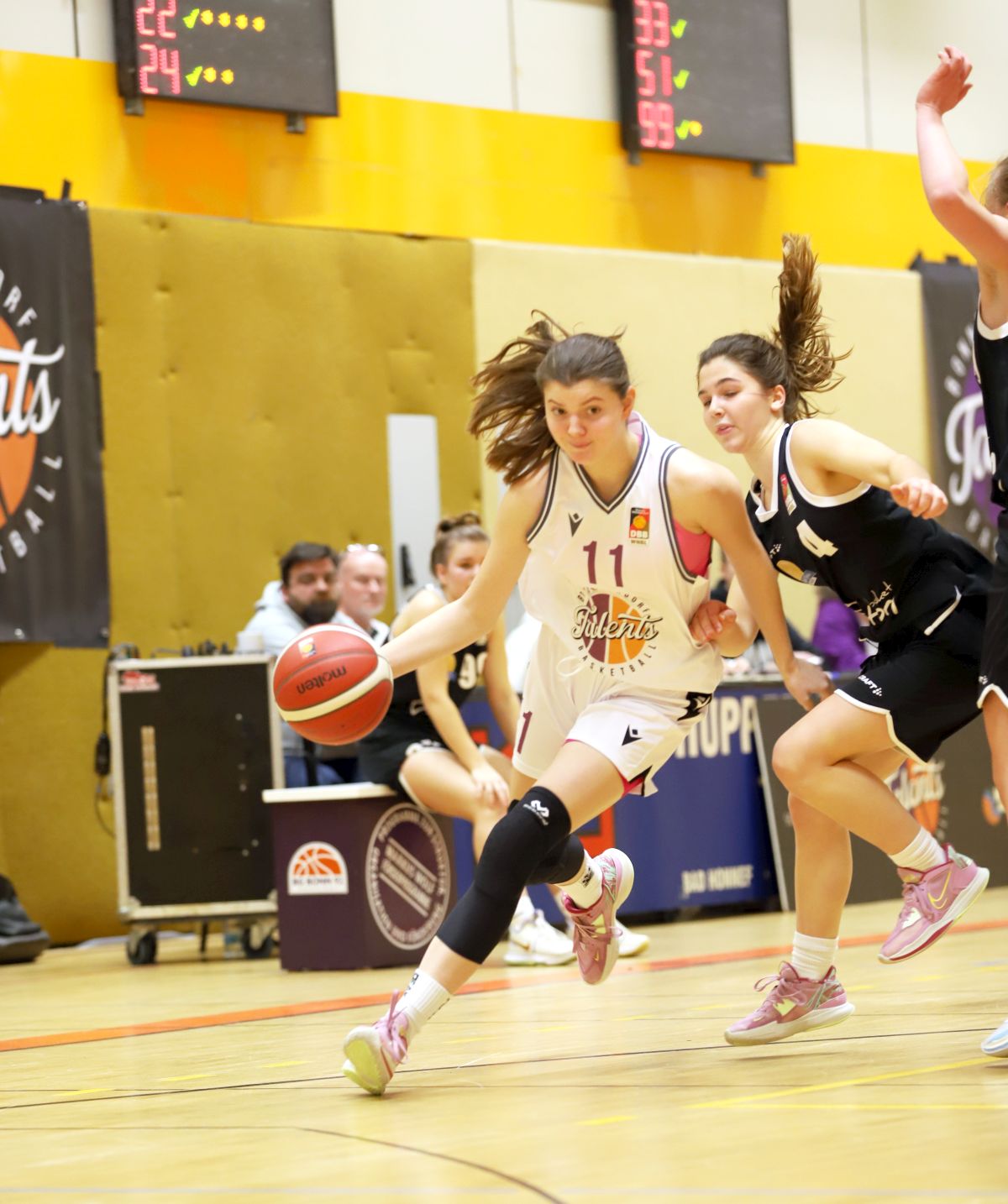 WNBL2022-23-talents_bonnrhoendorf_Laura_Telke_Foto_Daniel_Scheibli