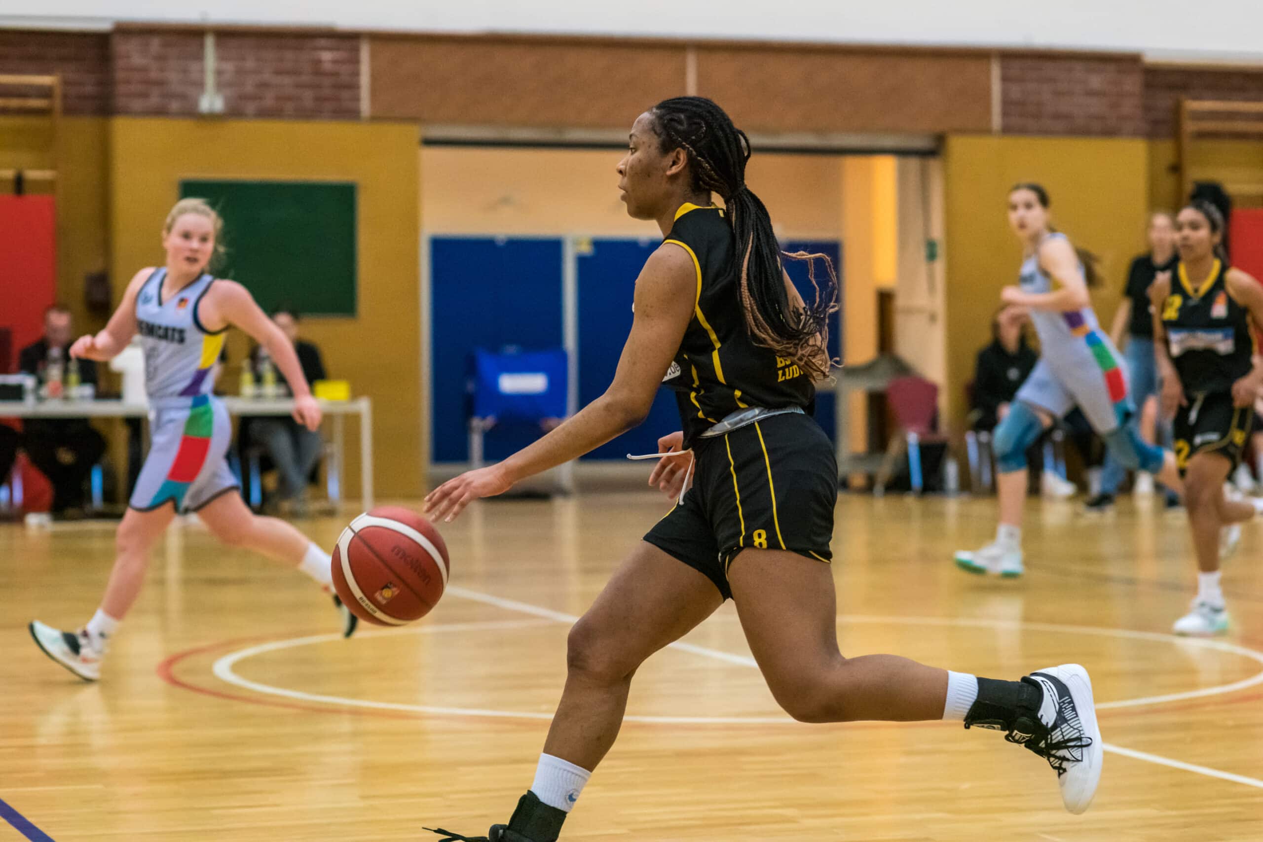 WNBL2022-23Noupoue