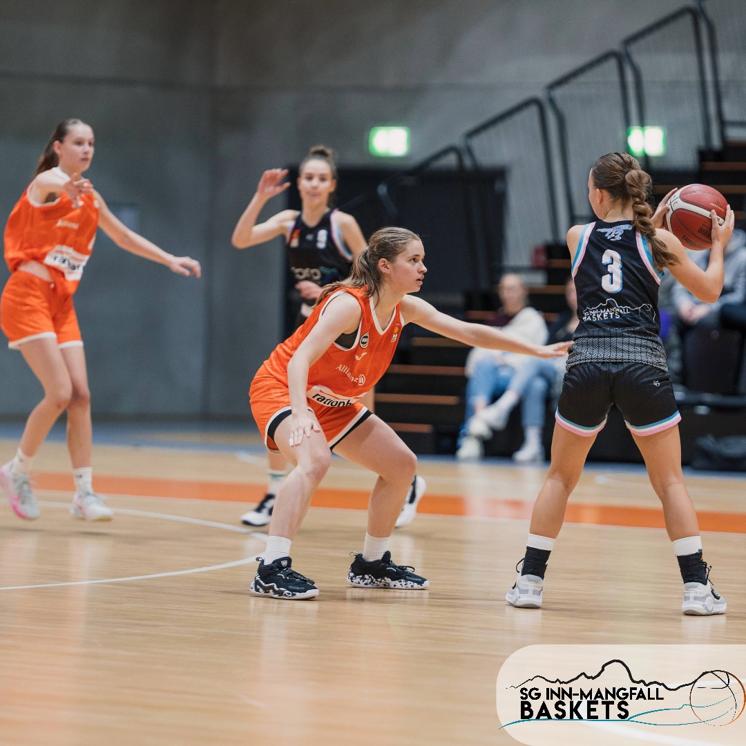 WNBL23-24Foto SG Inn-Mangfall Baskets, No. 3 Amann, Franziska, Foto Peter Bauer